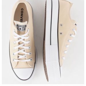 Converse all star lift in oat color